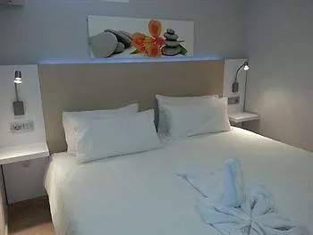 Eo Rosas Отель 3*
